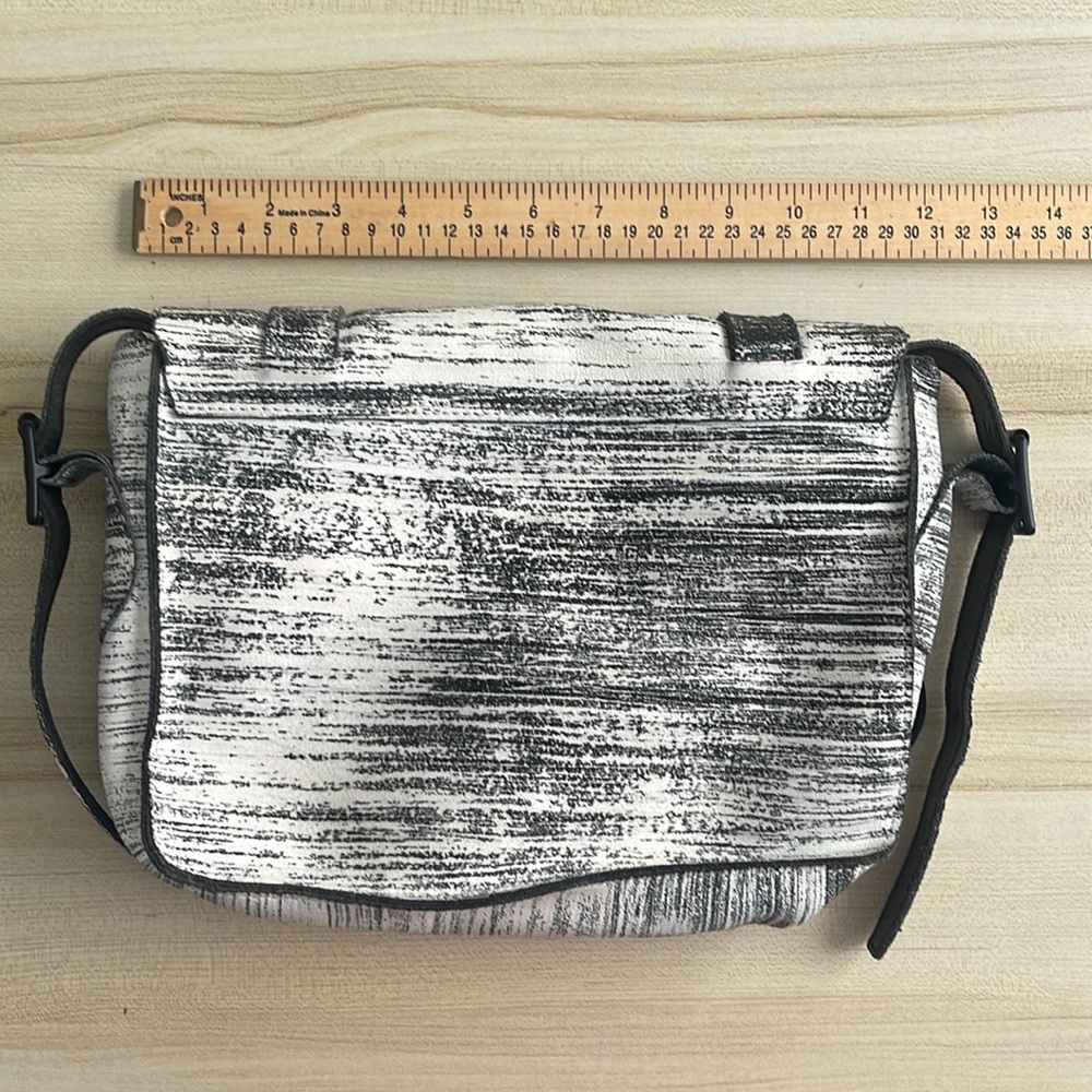 Rare Dr. Martens leather messenger bag - Picture 5 of 14